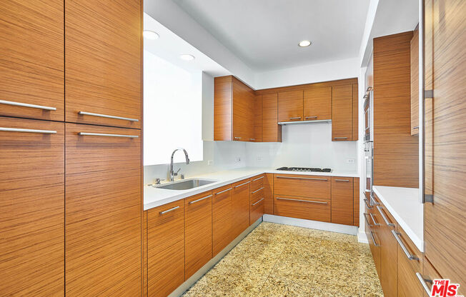 2 beds, 2 baths, 1,580 sqft, $6,695, Unit 35I