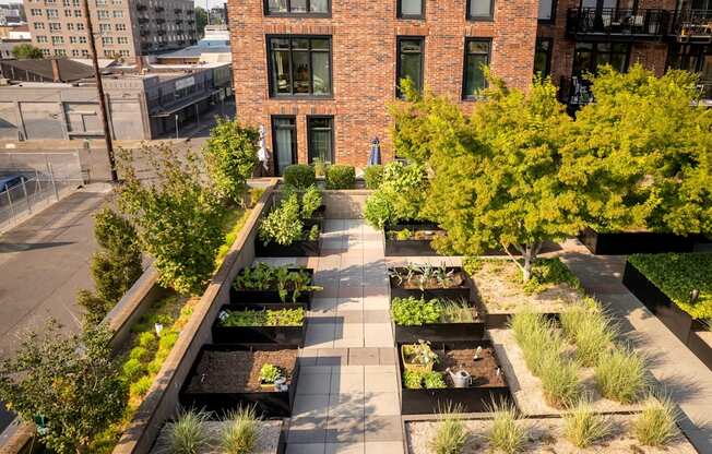 Goat Blocks in Portland, Oregon Exterior and Courtyard with Garden