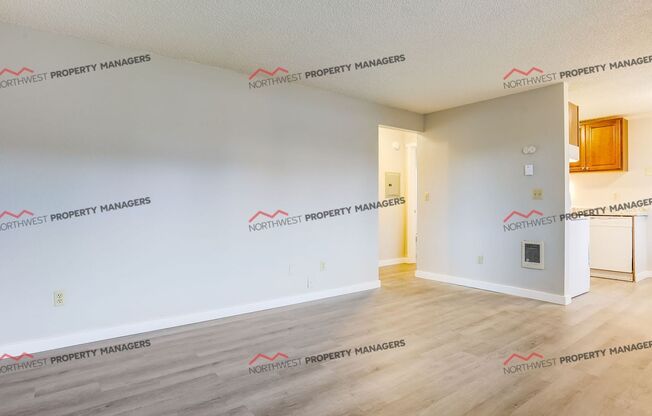 1 bed, 1 bath, 585 sqft, $1,195, Unit E3