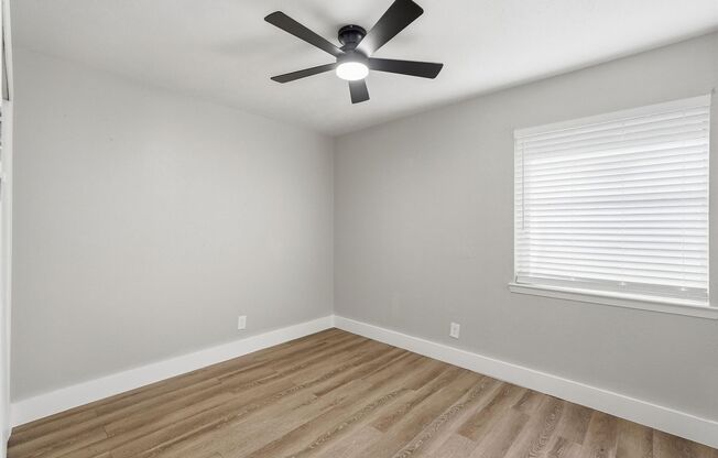 3 beds, 2 baths, 1,100 sqft, $1,695, Unit 208