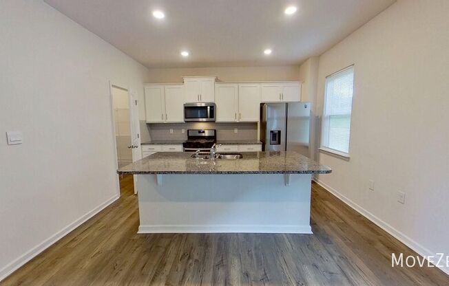 3004 PLATINUM POINTE DR