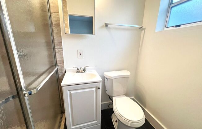 1 bed, 1 bath, 550 sqft, $1,650, Unit 1040-7