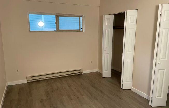 BCEDAR8A - Cedar Crest Apartment