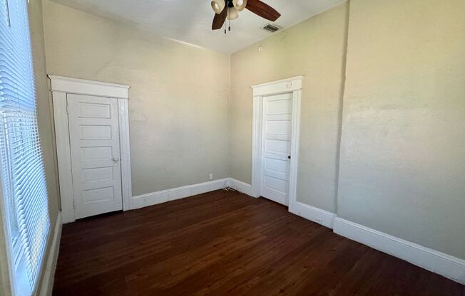 3 beds, 1 bath, $1,695