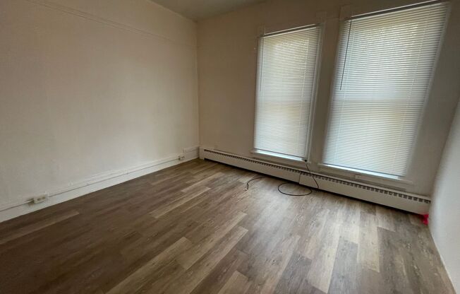 10 unit apartment building