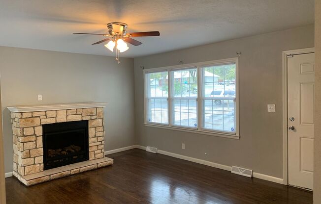 Large 4Bed/2Bath +Flex Space 2050sqft with Fenced in Yard Available!