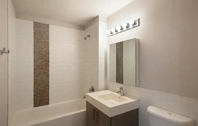 537 W 27 ST