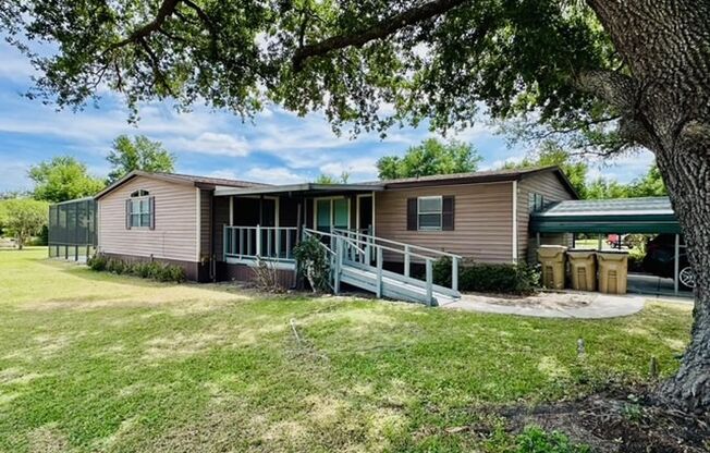 3/2 with POOL, newly renovated, AND on 2.5 acres in Groveland! Available NOW!