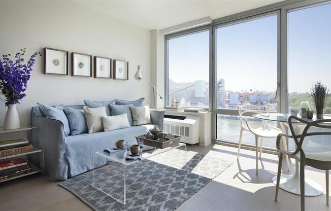 1 bed, 1 bath, $3,995, Unit 21J