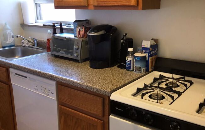 5604 Fifth Avenue-Claridge