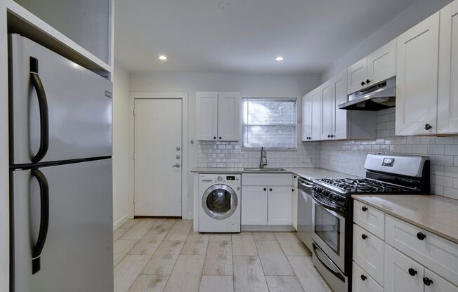 1208 Shelley Ave