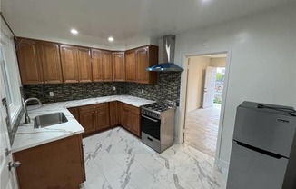 1415 N CHEROKEE AVE