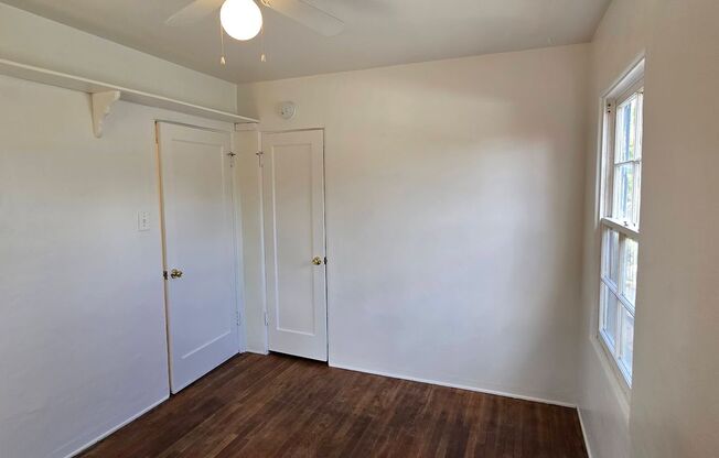 2 beds, 1 bath, $3,200