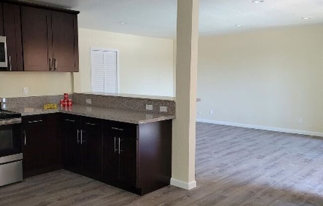 2 beds, 2 baths, 1,000 sqft, $2,500, Unit 7025-27A