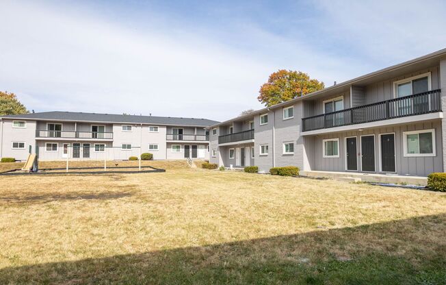 2 beds, 1 bath, 950 sqft, $1,295, Unit 11220 W 60th Terrace - Unit C