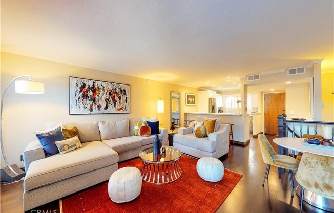 4415 SAUGUS AVE