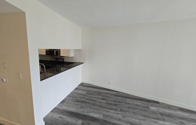 1 bed, 1 bath, 725 sqft, $2,495, Unit 0230