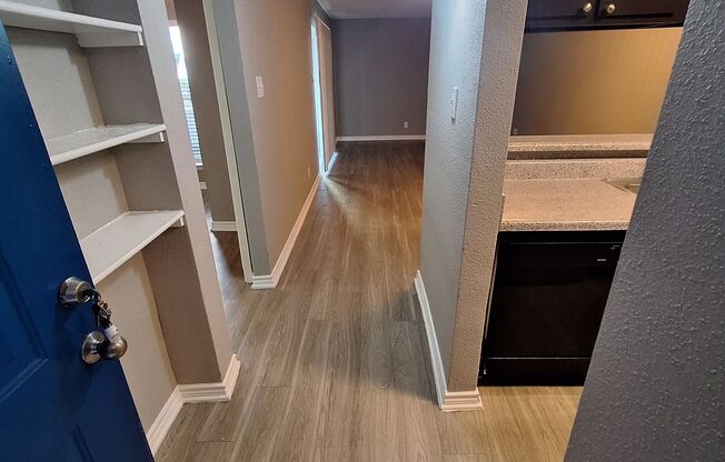 2 beds, 1 bath, 762 sqft, $1,260, Unit 3011