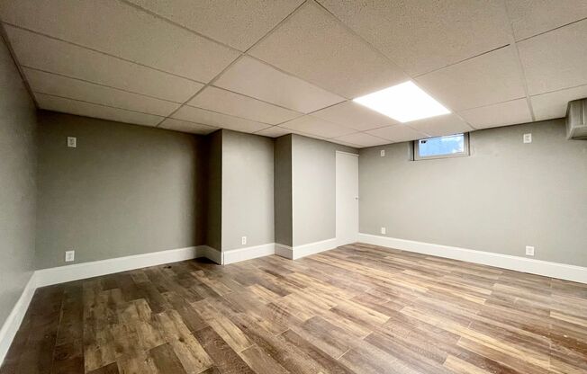 Stunning 4 Bedroom House in Richfield!