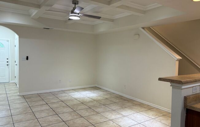Newly Renovated Town-home- Northwest San Antonio