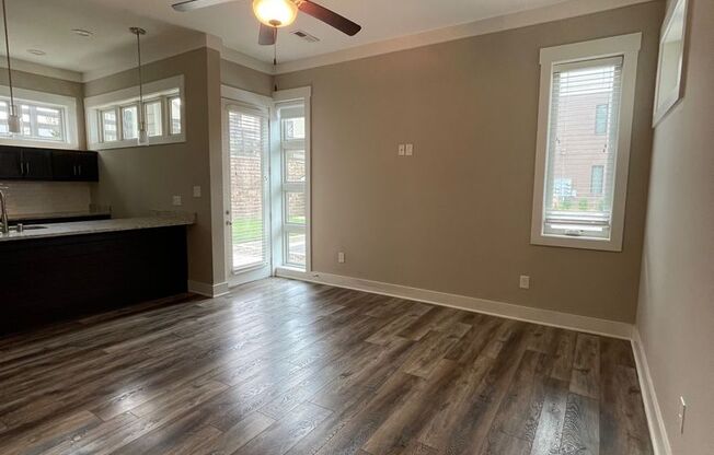1 bed, 1 bath, 780 sqft, $960, Unit 313