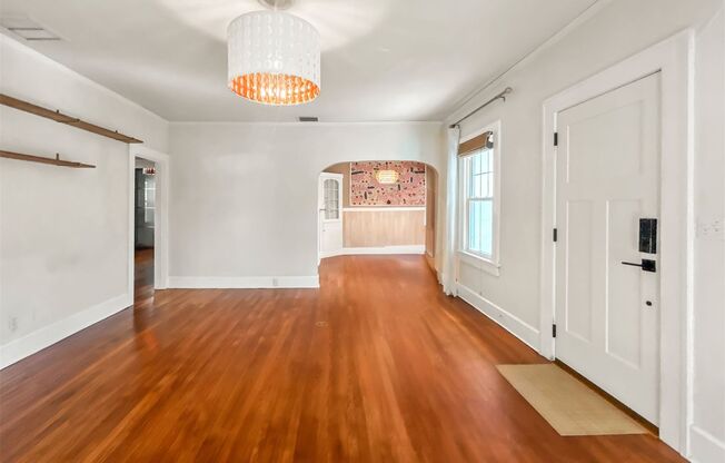 Lovely Home for Rent with Fireplace & Fully Fenced Yard– 2Bed | 2Bath