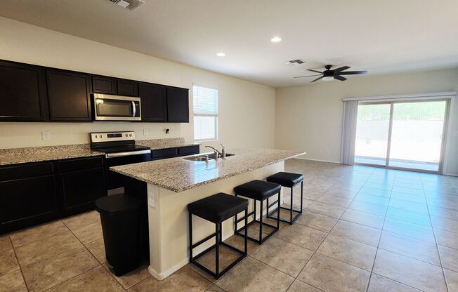 3 bed in Casa Grande!