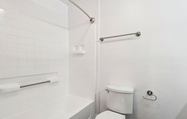 2 beds, 2 baths, 1,115 sqft, $3,098, Unit 119