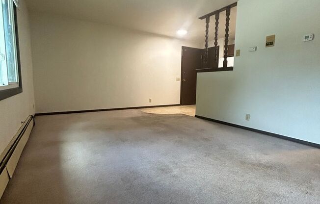 1 bed, 1 bath, 660 sqft, $745, Unit 5