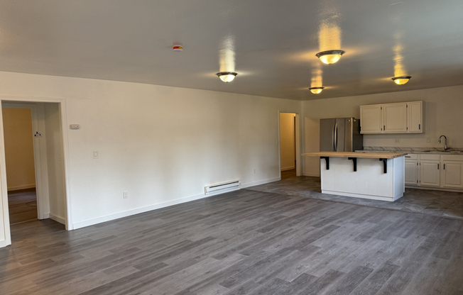 921 102 ST S