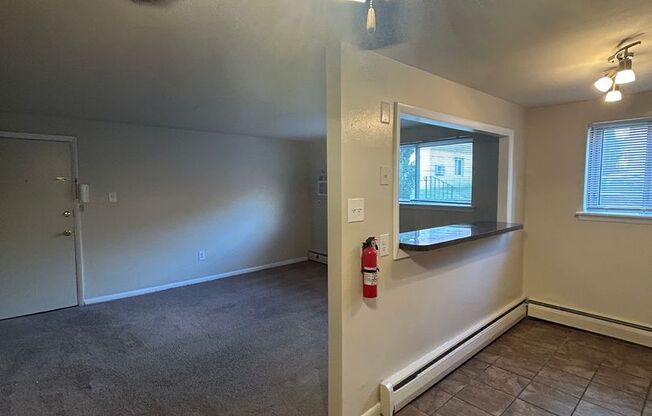 1 bed, 1 bath, 550 sqft, $1,195, Unit H08