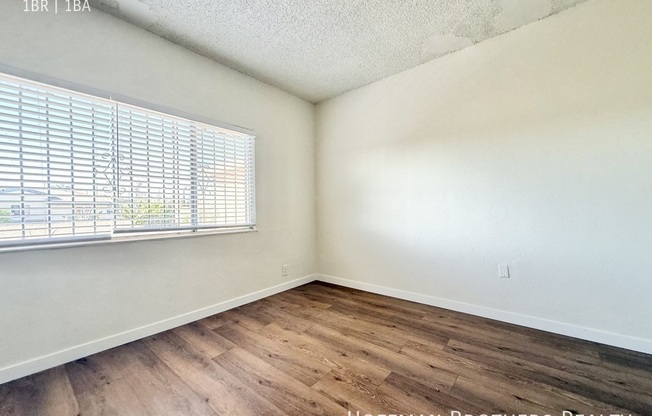 1254 W 110 ST