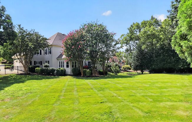 4 beds, 3.5 baths, $6,300