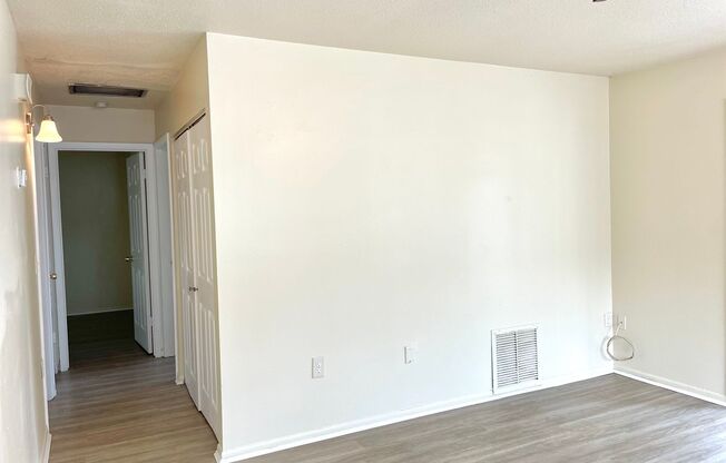 2 beds, 1 bath, $1,500