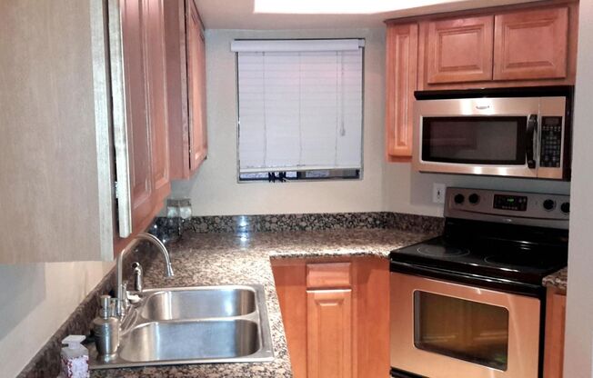 2 beds, 2.5 baths, $1,875, Unit # 131
