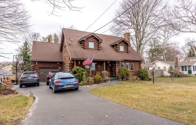 16 ROOSEVELT BLVD