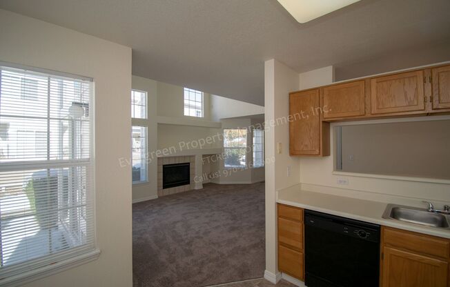 Corner Unit Townhome in Fort Collins!