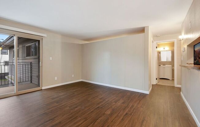 2720 14 AVE S