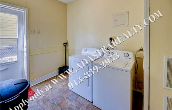 3 beds, 1 bath, $1,350