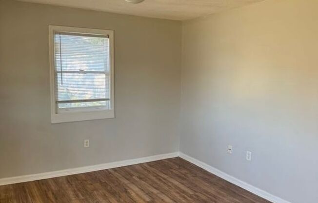 Single Family Ranch near Park Circle