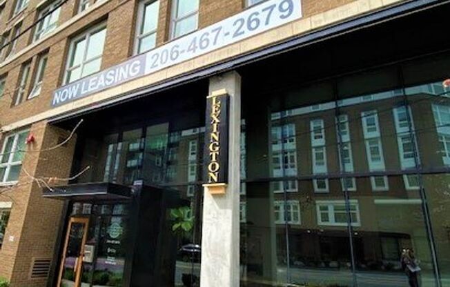 1 bed, 1 bath, 719 sqft, $1,695, Unit 406