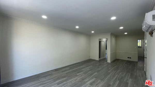 1 bed, 1 bath, 687 sqft, $2,050, Unit 3