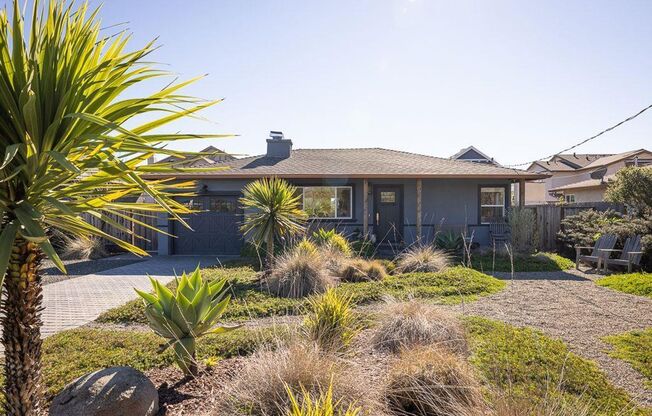 Half Moon Bay Quintessential Beach House!