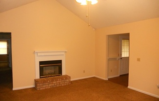 3 beds, 2 baths, $1,600