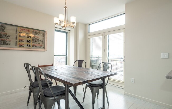 2 beds, 2 baths, 1,350 sqft, $7,000, Unit 701