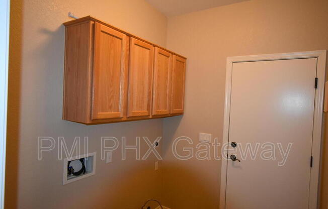 1133 E. Jade Dr.