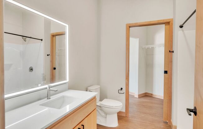 2 beds, 1.5 baths, 1,011 sqft, $2,150, Unit 412