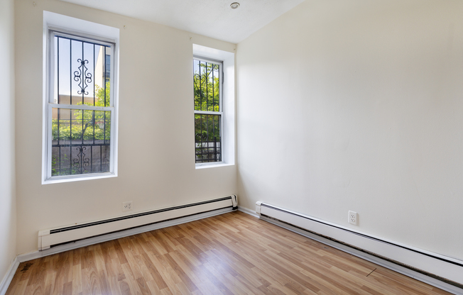 250 MACDOUGAL ST