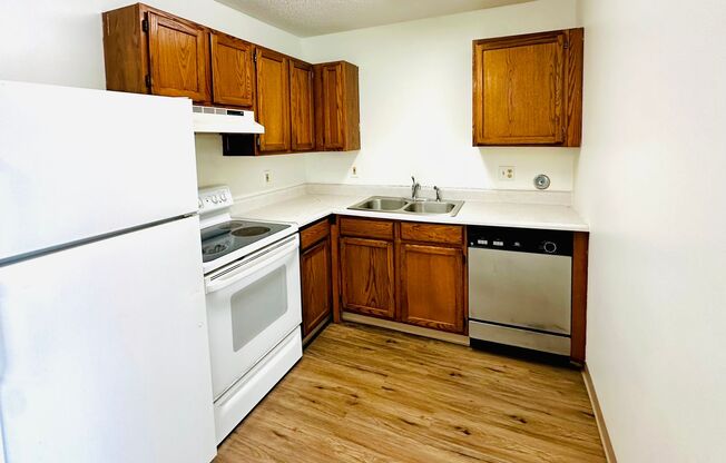 McKinley Apartments - LIMITED TIME ONLY DISCOUNTED RENTS!