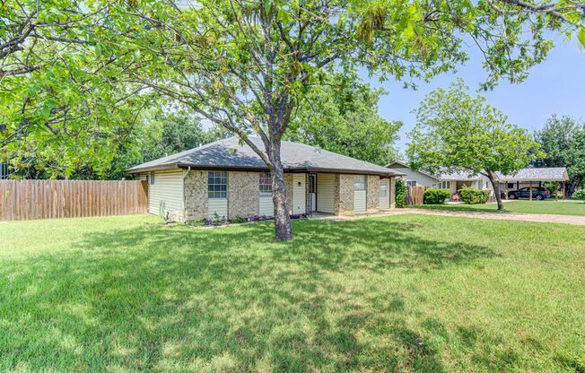 Charming 4/2 home in the heart of Cedar Park!